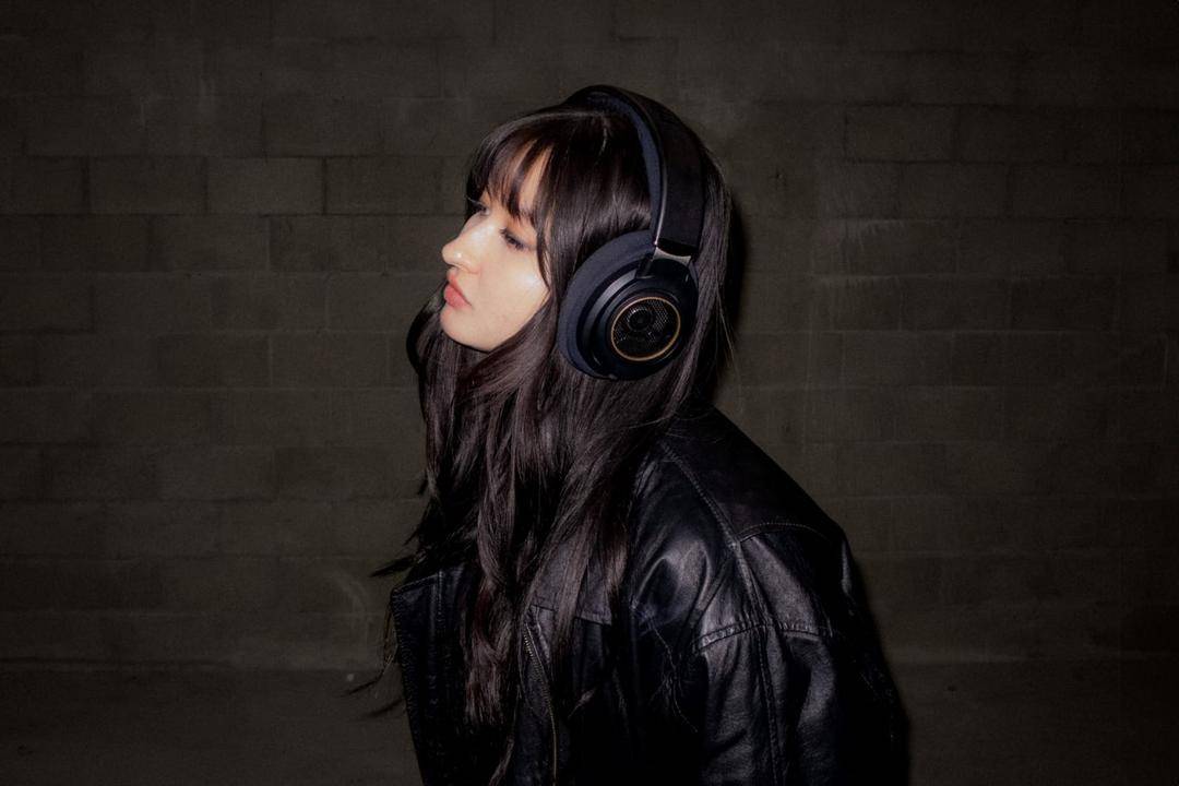 Lirik Lagu "My Hometown Is Sinking", Single Terbaru Stephanie Poetri