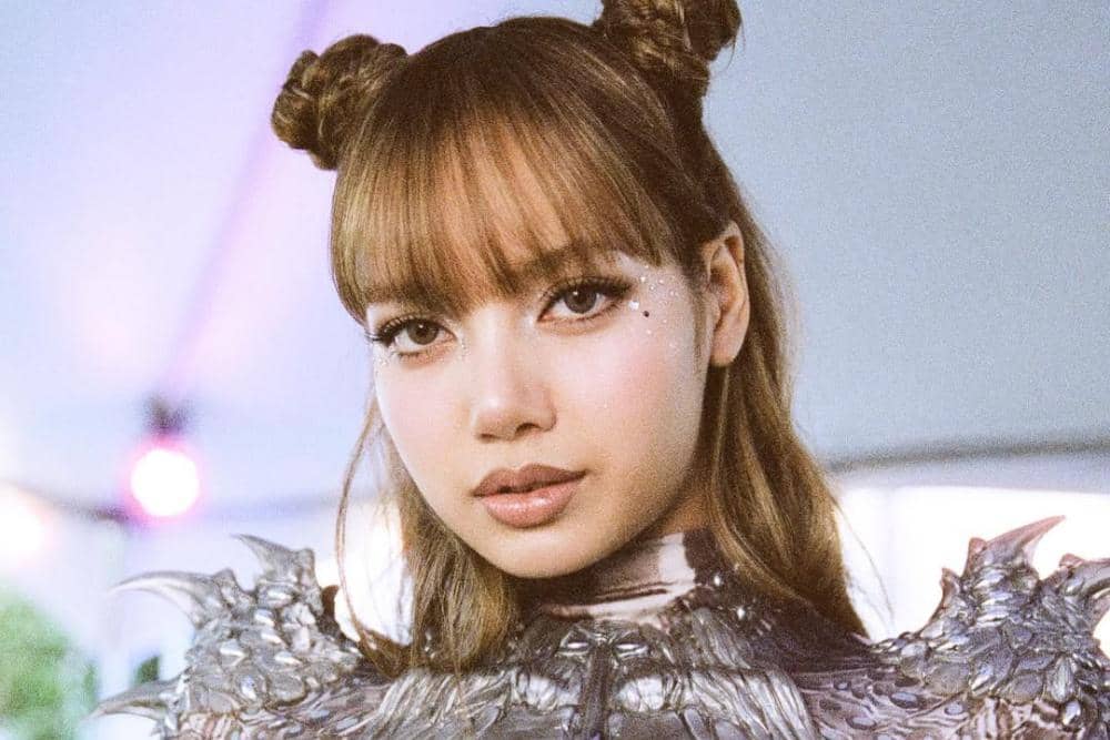 instagram.com/lalalalisa_m