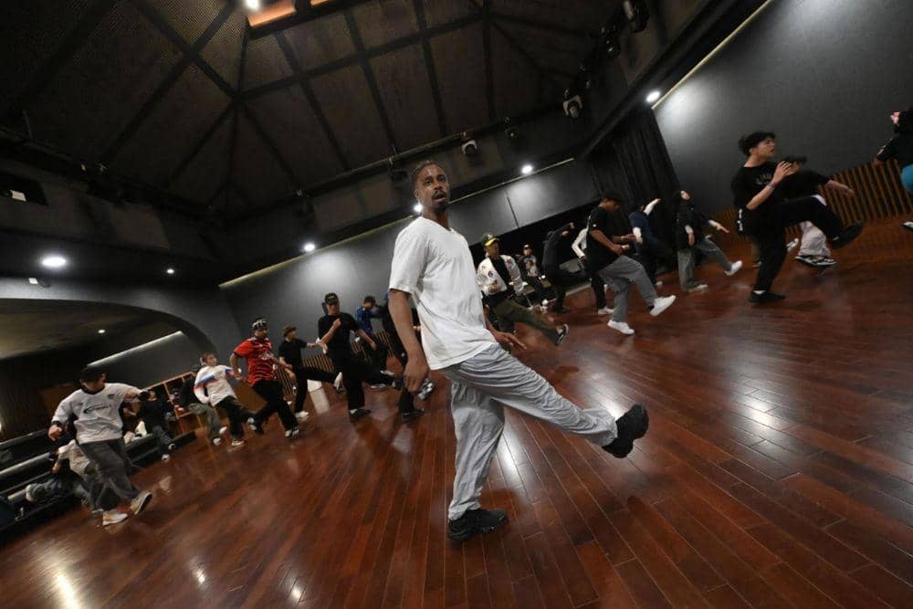 Dok. Red Bull Dance Your Style