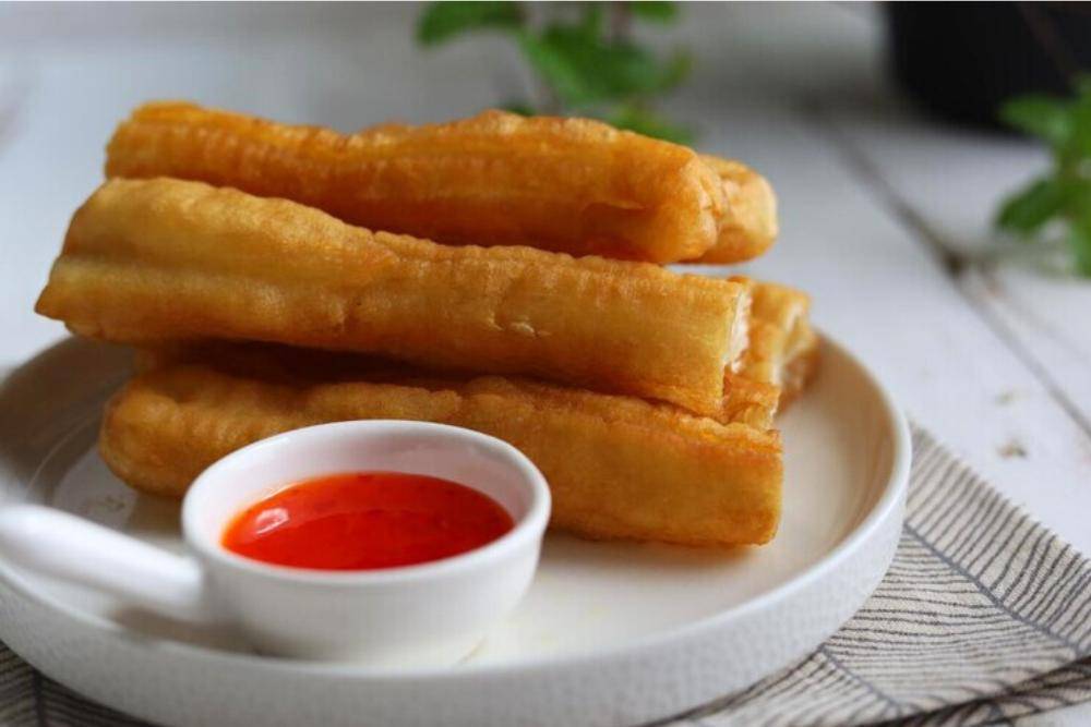 Cara Membuat Cakwe Goreng yang Renyah dan Mengembang
