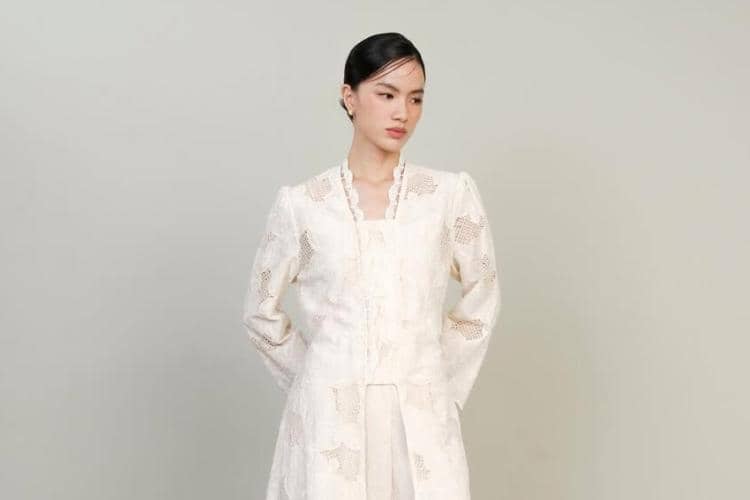 instagram.com/embara.official