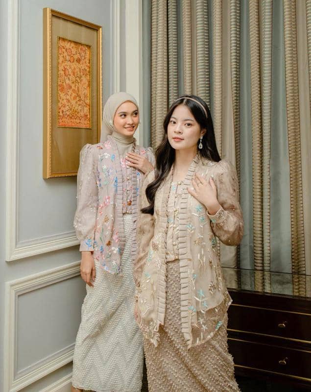 shopee.co.id/abinayabutik