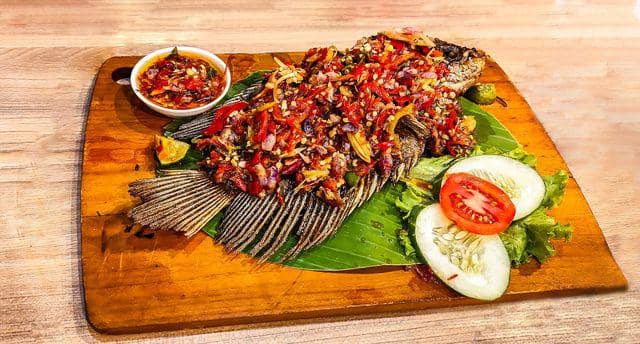 Potret ikan bakar