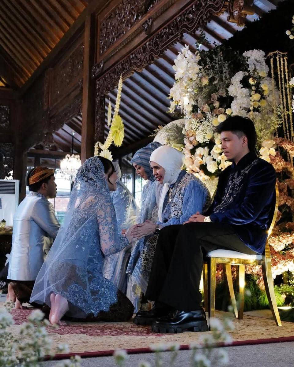 instagram.com/genifaruk