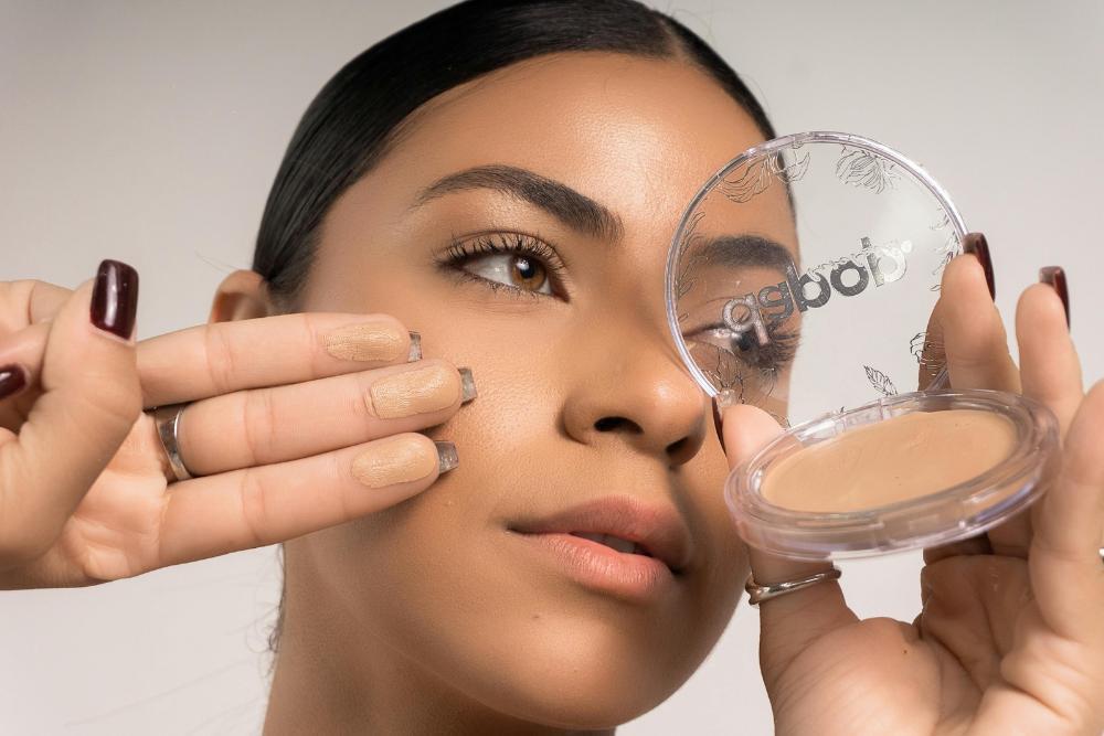 6 Foundation Wardah yang Bikin Glowing, Mana Favoritmu?