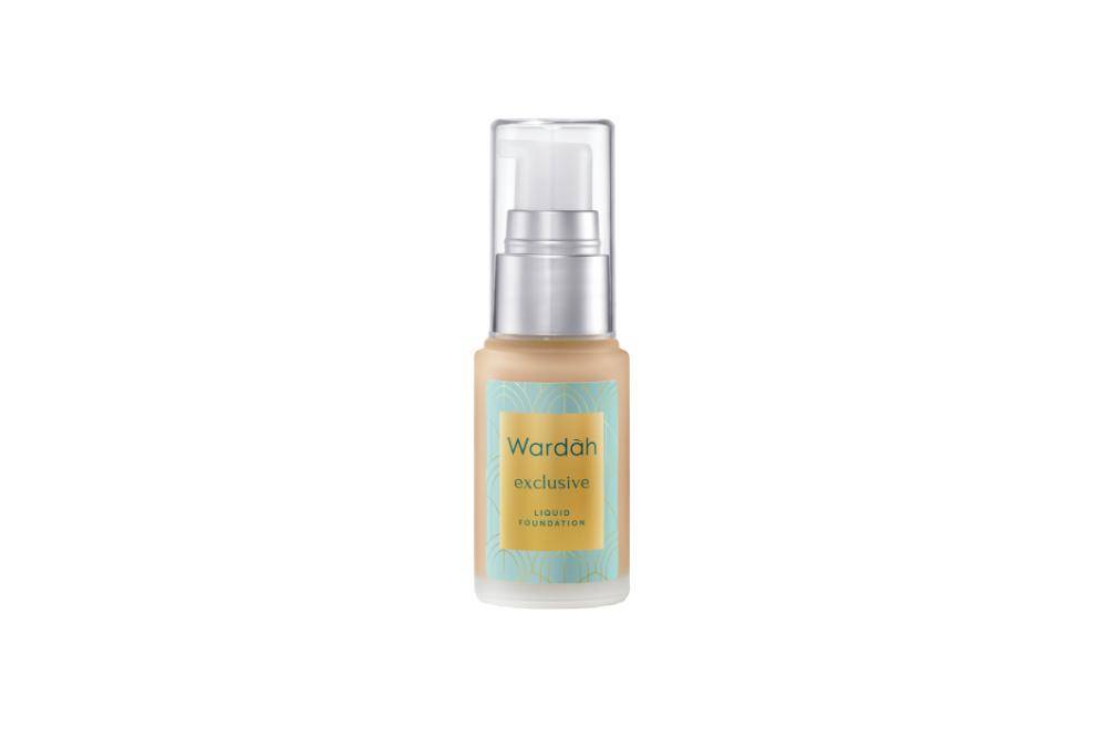 foundation Wardah yang bikin glowing