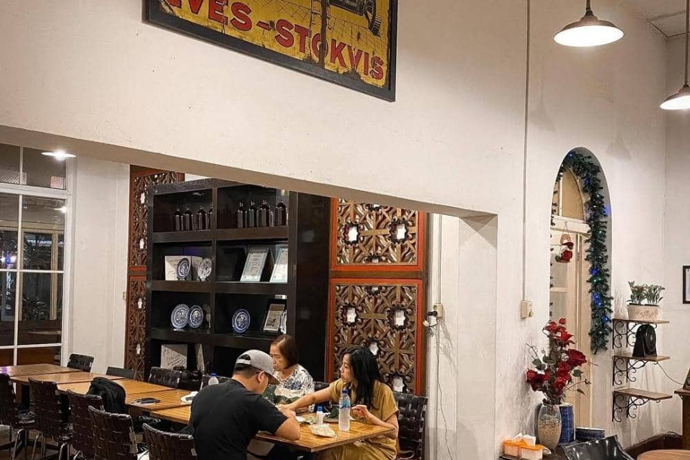 instagram.com/omahlondo.angkringan