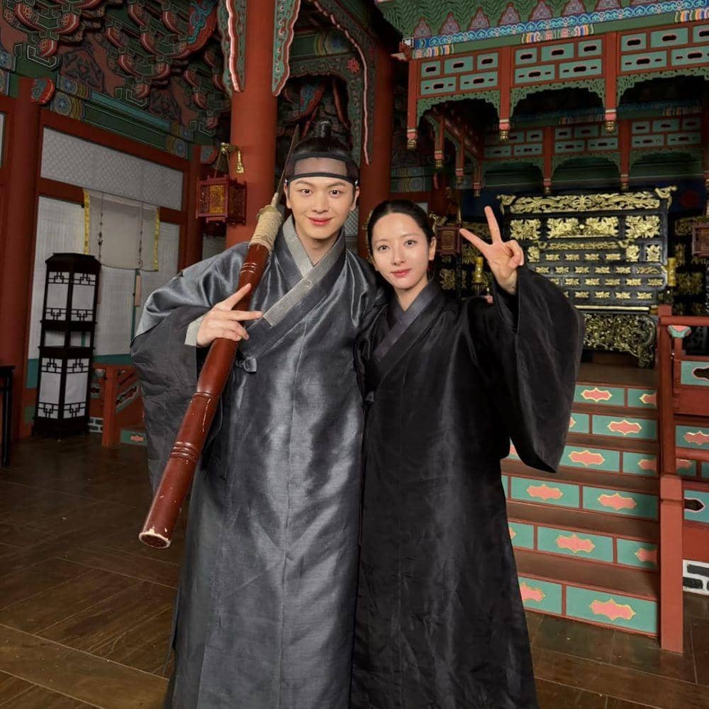 instagram.com/bn_95819