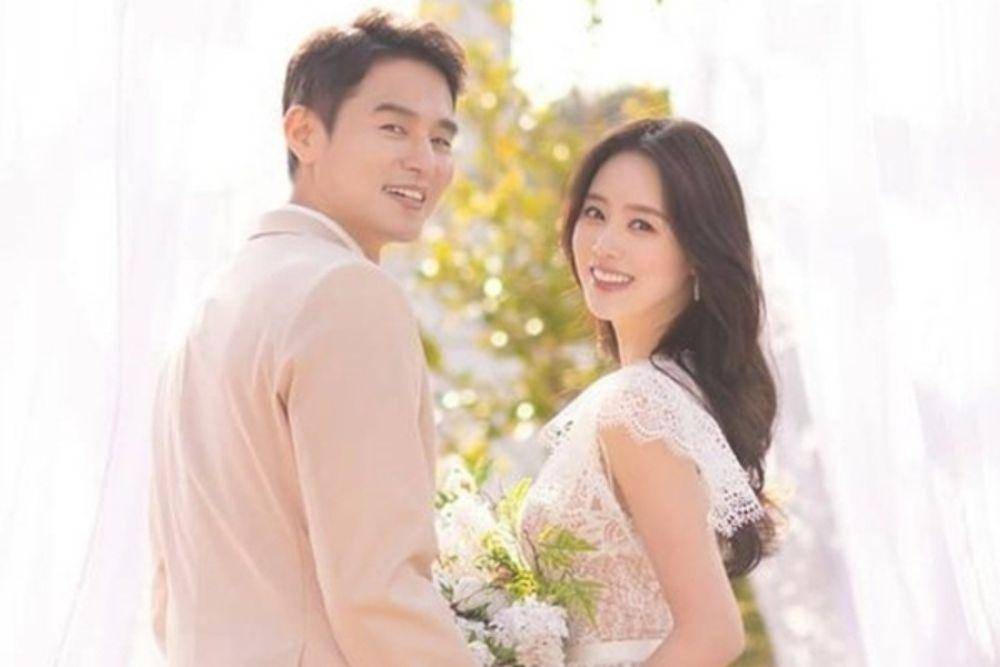 Putuskan Cerai, Ini Kisah Cinta Shin Go Eun dan Yoon Jong Hwa