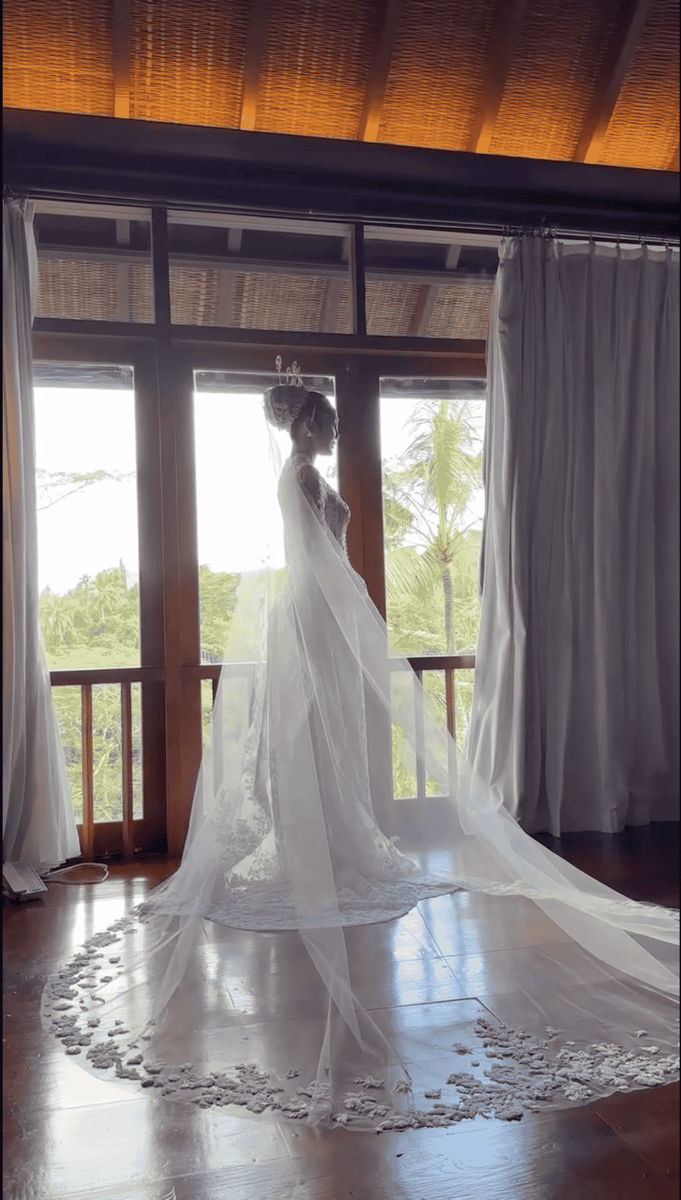 5. instagram.com-eddybetty2.png