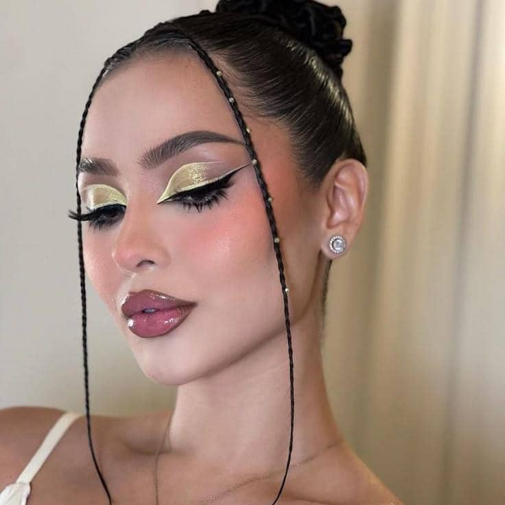 cut crease eyeshadow