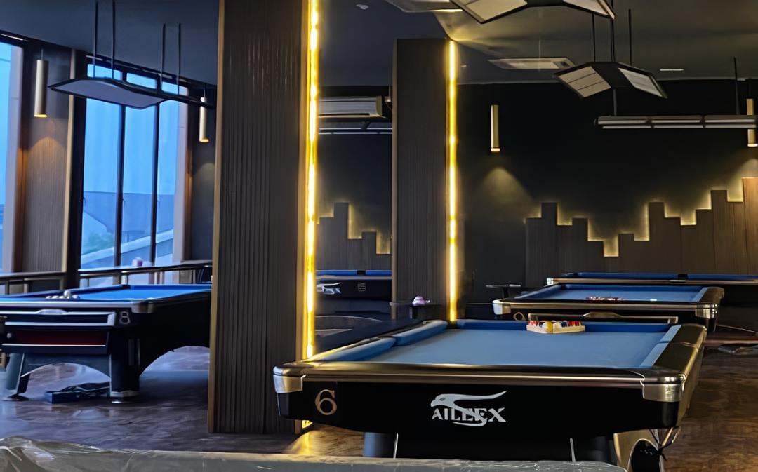Moonstars Billiard & Cafe