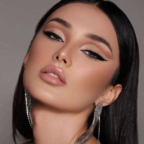 cut crease eyeshadow