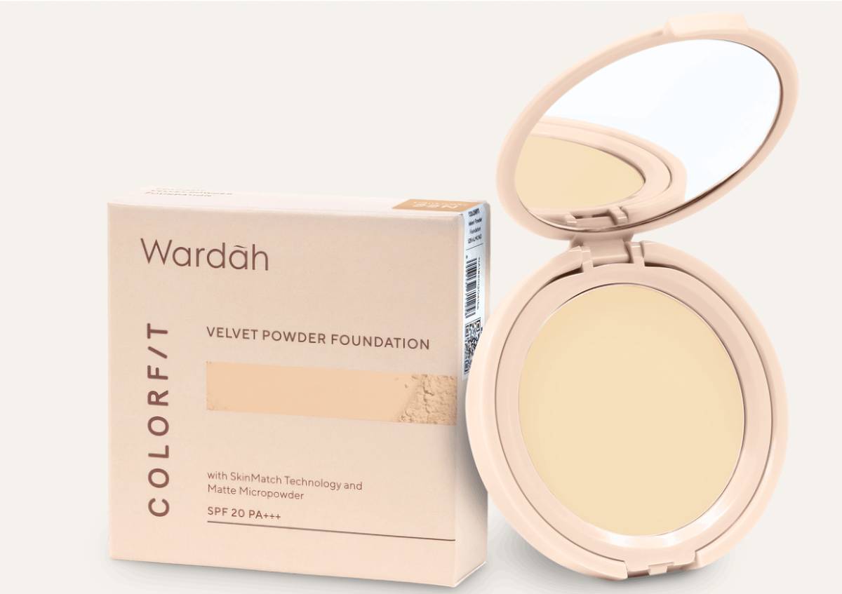 7 Rekomendasi Powder Foundation Brand Lokal Terbaik