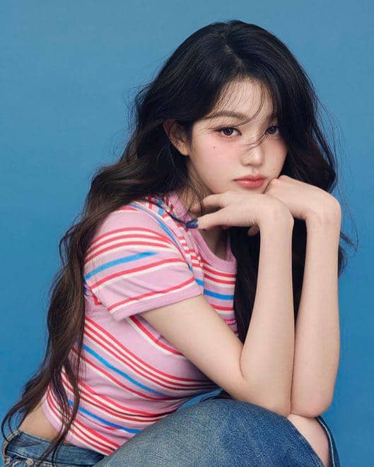 @tommyhilfiger is tapping into more K-pop stars as @for_everyoung10 of @ivestarship has been announced as the American label’s latest brand ambassador. The gorgeous idol stars in their new Tommy Jeans campaign. Swipe left to check it out!.jpg