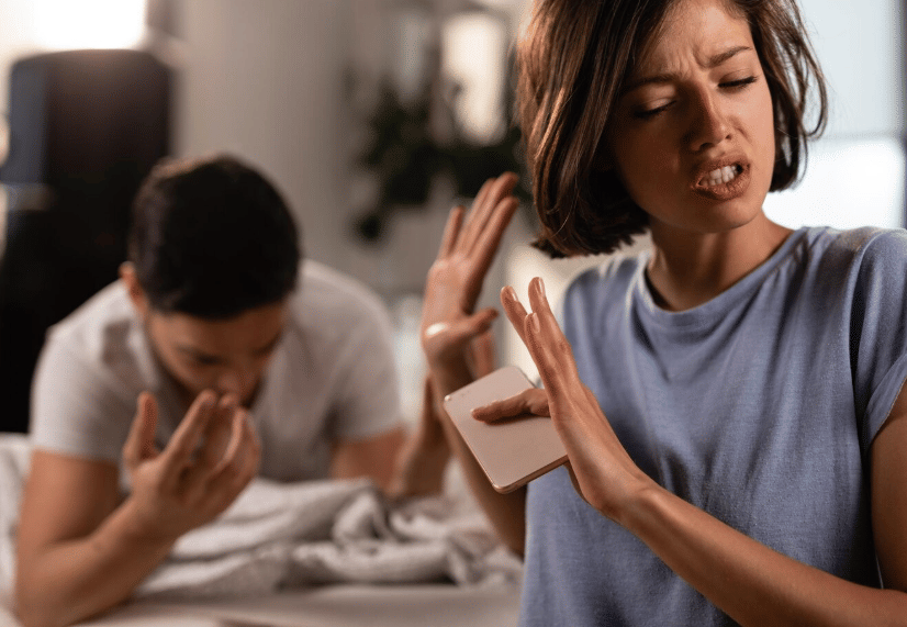 ilustrasi pasangan bertengkar (freepik.com/Drazen Zigic)