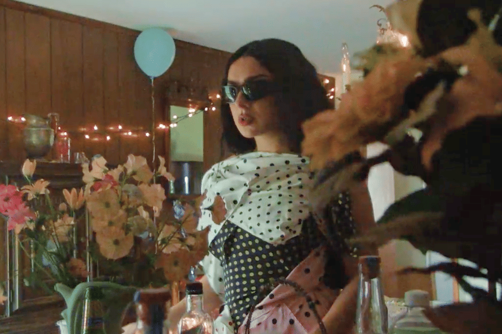 youtube.com/Charli xcx