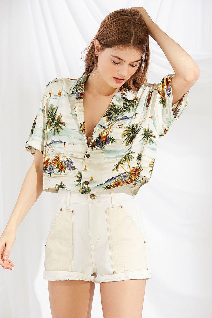 kemeja tropical
