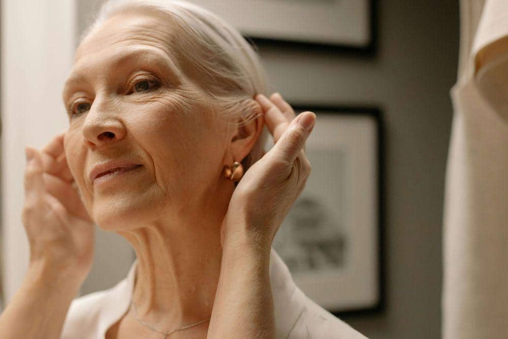 Ilustrasi wanita mengalami penuaan kulit (pexels.com/cottonbro studio)