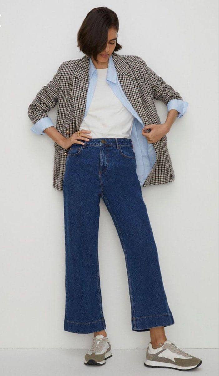 Celana kulot jeans dan kemeja outer