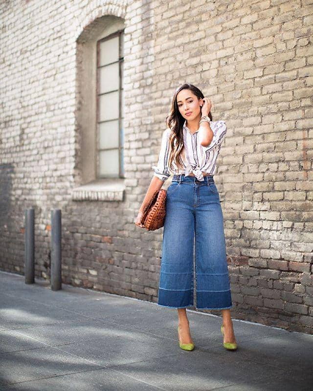 Celana kulot jeans dan kemeja vertikal