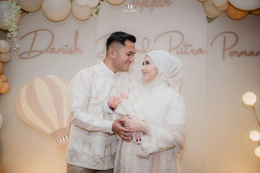 Artis yang melahirkan di tahun 2025