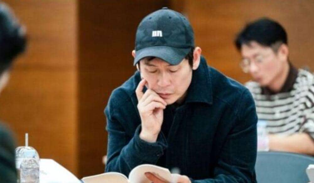 Seol Kyung Gu dalam pembacaan naskah The Rat (Dok. Netflix)