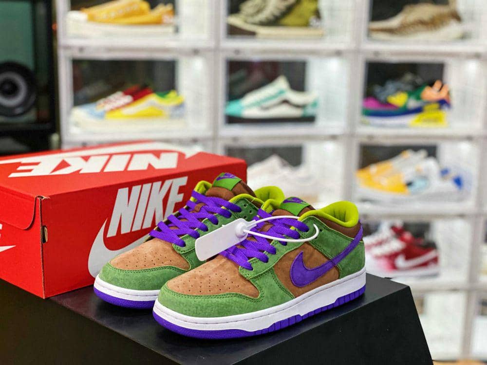 Sepatu Nike (pexels.com/Jock Mark)