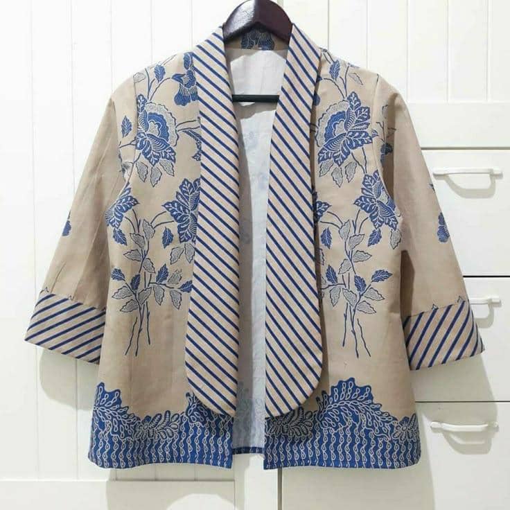 blazer batik wanita panjang modis
