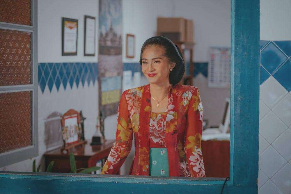 Still cut serial Netflix 'Losmen Bu Broto: The Series' 