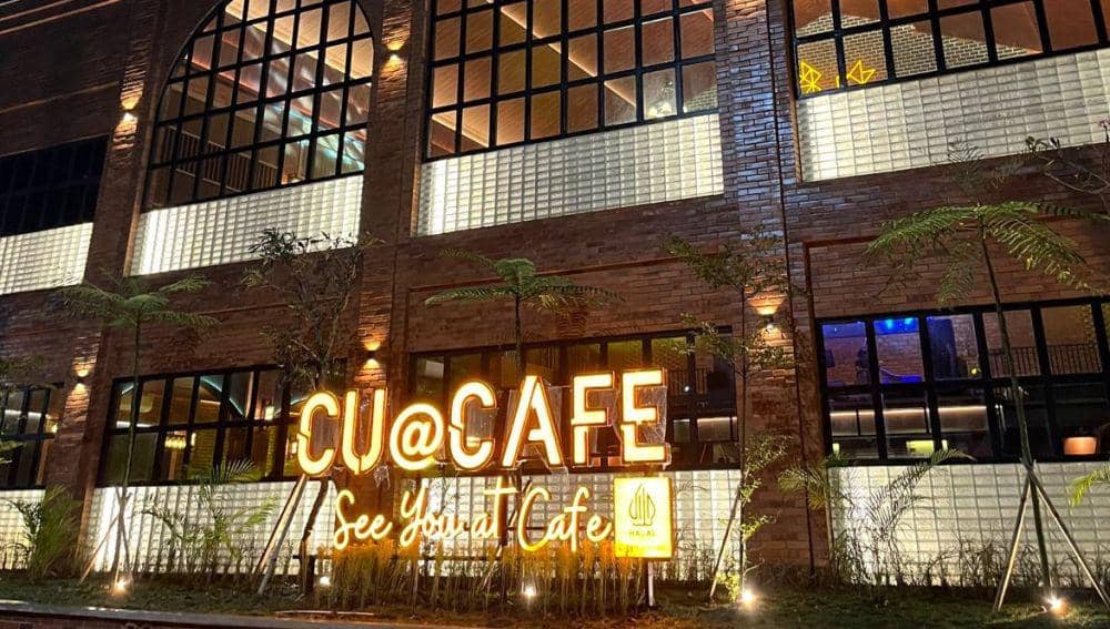 Suasana CU@CAFE di malam hari (Dok.CU@CAFE )