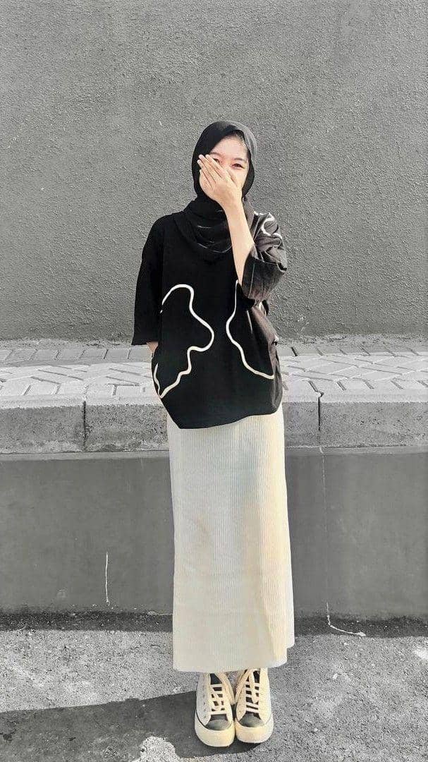 OOTD rok span plisket putih