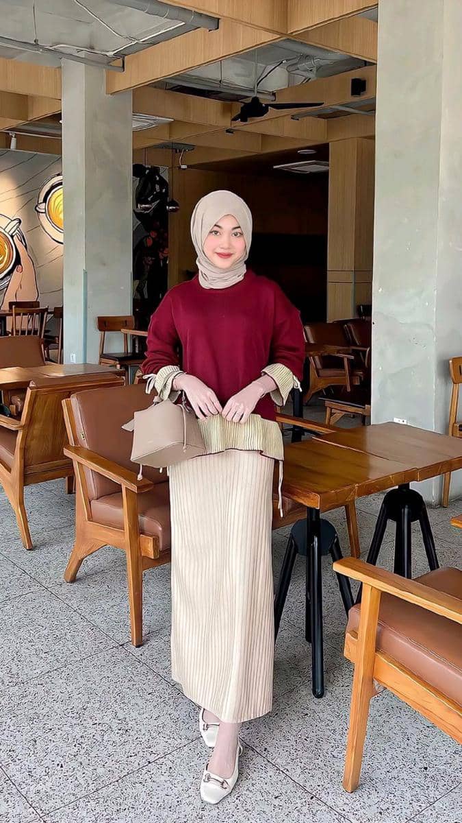 OOTD rok span plisket putih