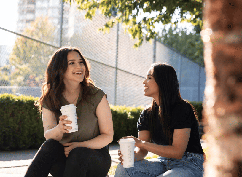 ilustrasi teman curhat (freepik.com/freepik)