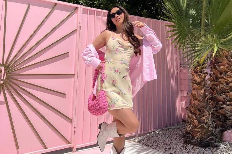 Cover Pastel Pink - instagram.commichelechung_.png