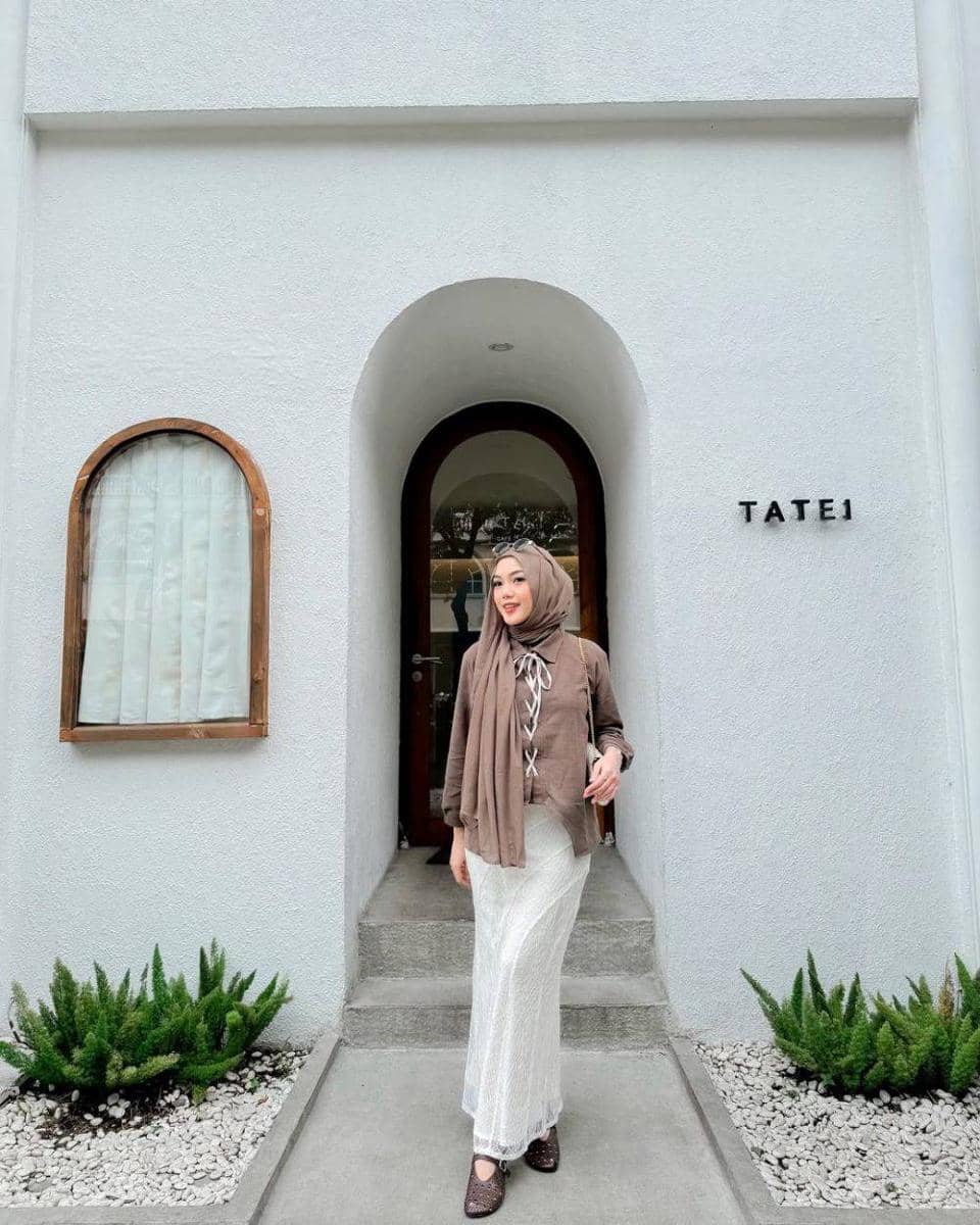 OOTD Kombinasi Warna Earth Tone