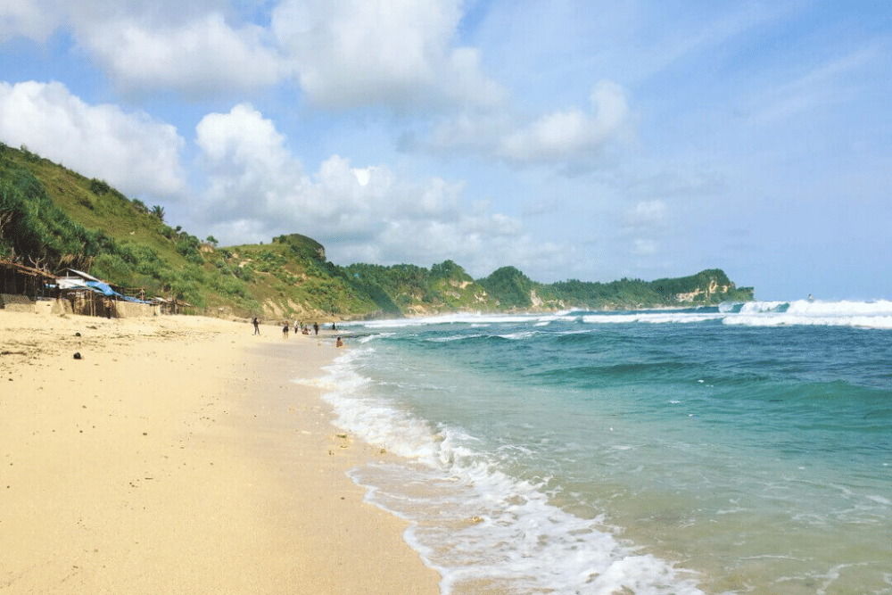 visitcentraljava.com