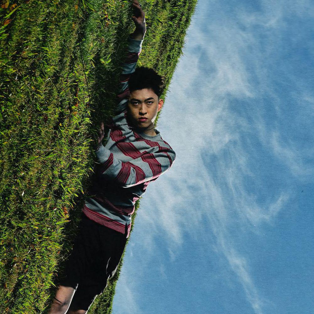 Rich Brian Ungkap Patah Hati yang Belum Usai Lewat Lagu 'Oh Well'