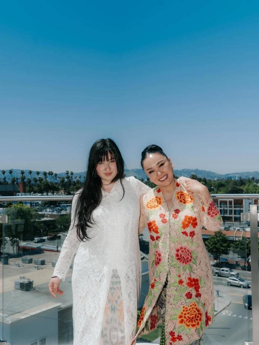 marriage is pretty epic  @elainetantra (3).jpg