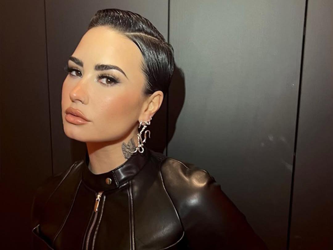 Demi Lovato 的大胆妆容灵感：打造令人惊艳的派对妆容！