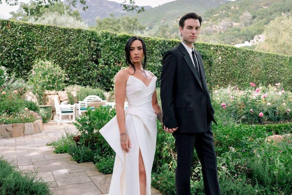 Artis Hollywood yang menikah di tahun 2025 