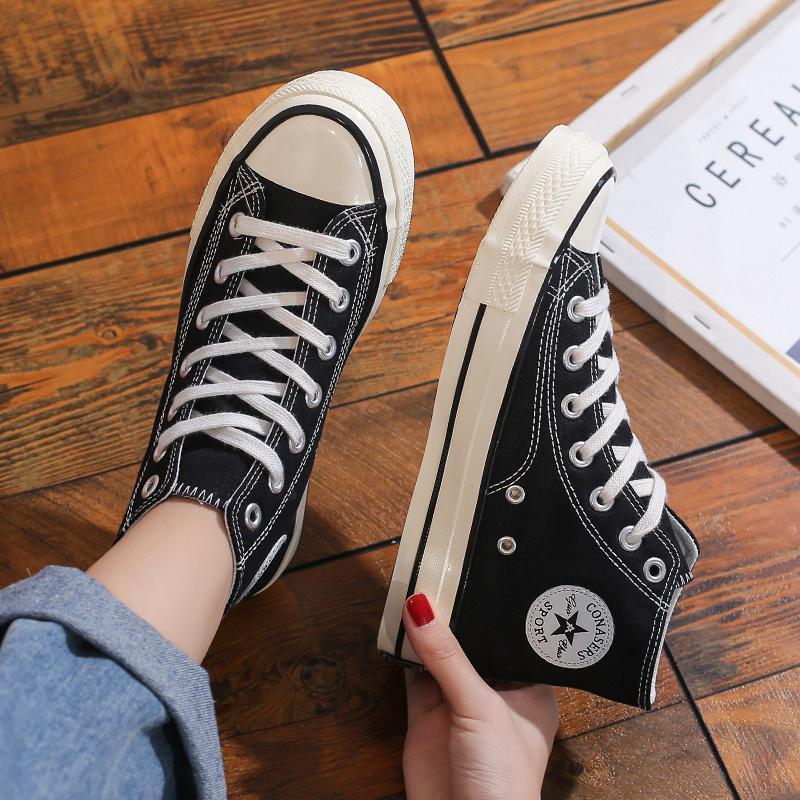 sepatu sekolah hitam putih tinggi wanita