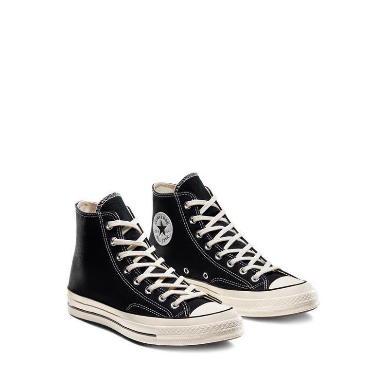 sepatu sekolah hitam putih tinggi wanita