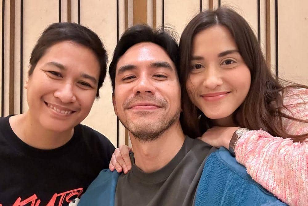 Fakta keluarga Darius Sinathrya