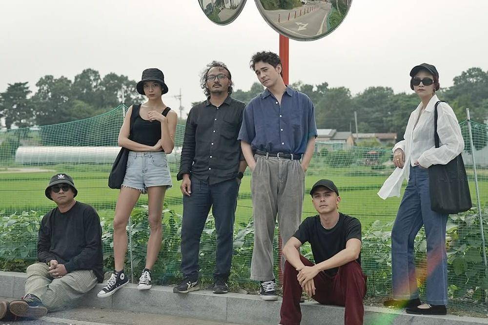 8 Pelajaran Cinta dari Film ‘Sampai Jumpa, Selamat Tinggal’