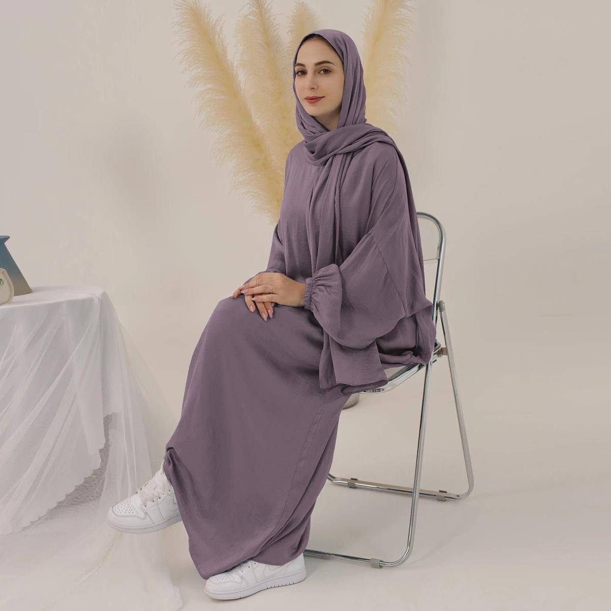 zaynabsmith.com.jpg