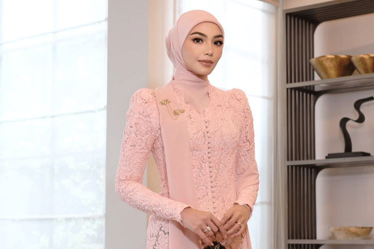 Cover Kebaya Peach - instagram.commilkanisa.png