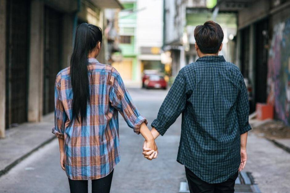 Kode perempuan suka lelaki beristri
