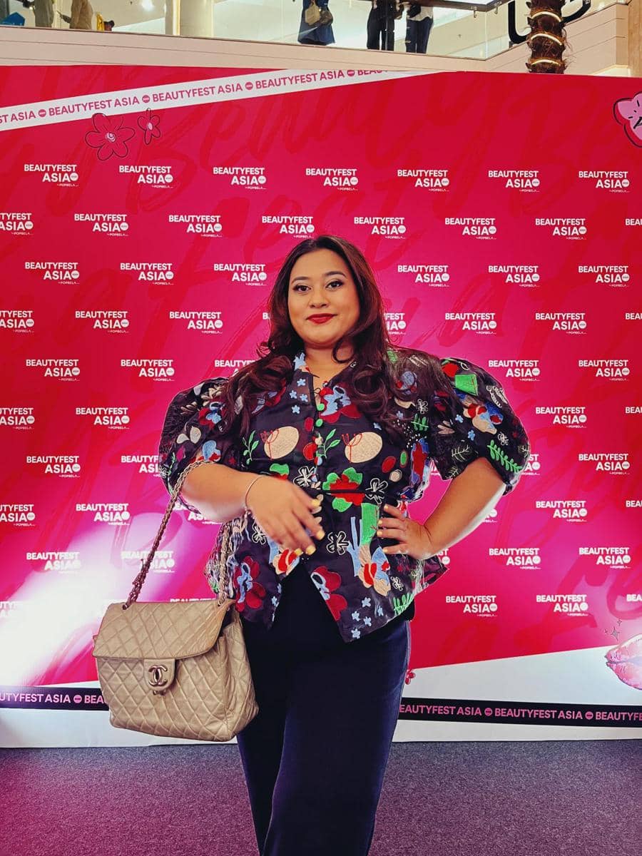 POPBELA.com/Michael Richards