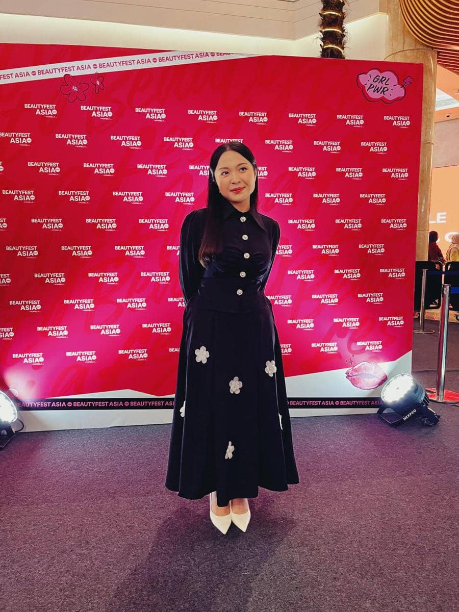 POPBELA.com/Michael Richards